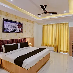 4* Hotel Prime Plaza Tark Delhi Airport
